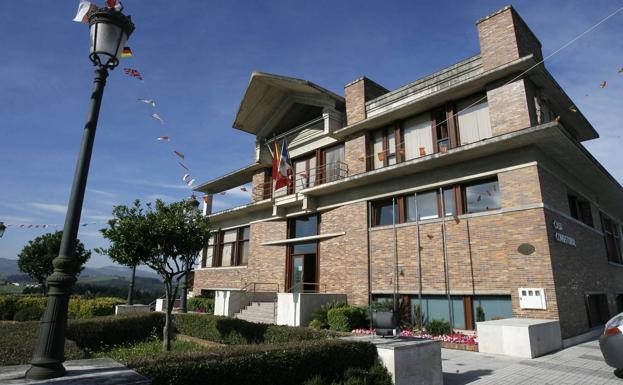 El Ayuntamiento de Polanco, uno de los beneficiarios de la nueva puesta a punto del servicio.