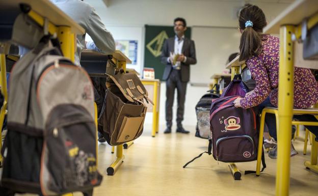 Los alumnos de las academias de clases particulares reciben niños cada vez más pequeños. /DM