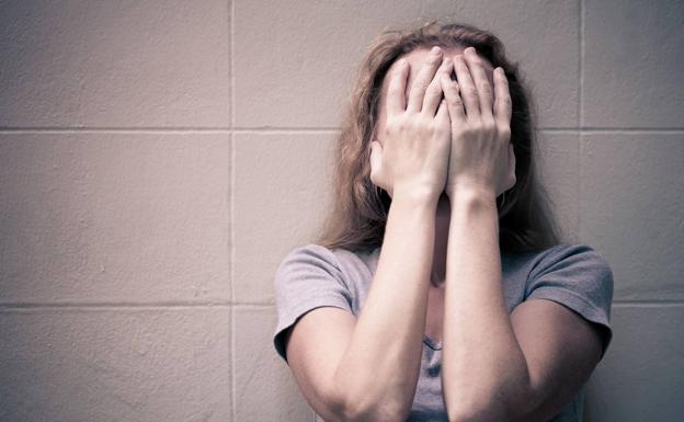 Cantabria reduce un 9% los ingresos hospitalarios por conductas suicidas