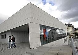 CC OO defiende la "rentabilidad social" del Hospital Tres Mares