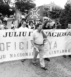 Imagen de una protesta de CNC el Día de las Instituciones. / DM/