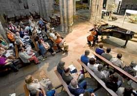 La Iglesia de Santa María de Laredo, uno de los escenarios de foro. / RUIZ/