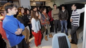 Uno de los máximos atractivos de estas jornadas es la visita al supercomputador Altamira. / DANI PEDRIZA/