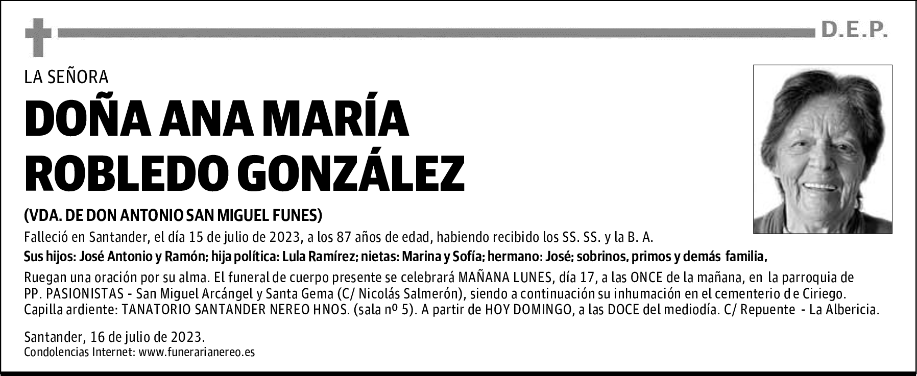 DOÑA ANA MARÍA ROBLEDO GONZÁLEZ