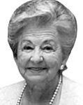 DOÑA MARÍA LUISA SANTAMARÍA MARTÍNEZ