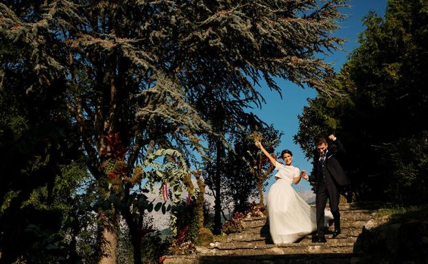 Las Claves Para Que Las Novias Cantabras Acierten Con Un Vestido A Medida El Diario Montanes