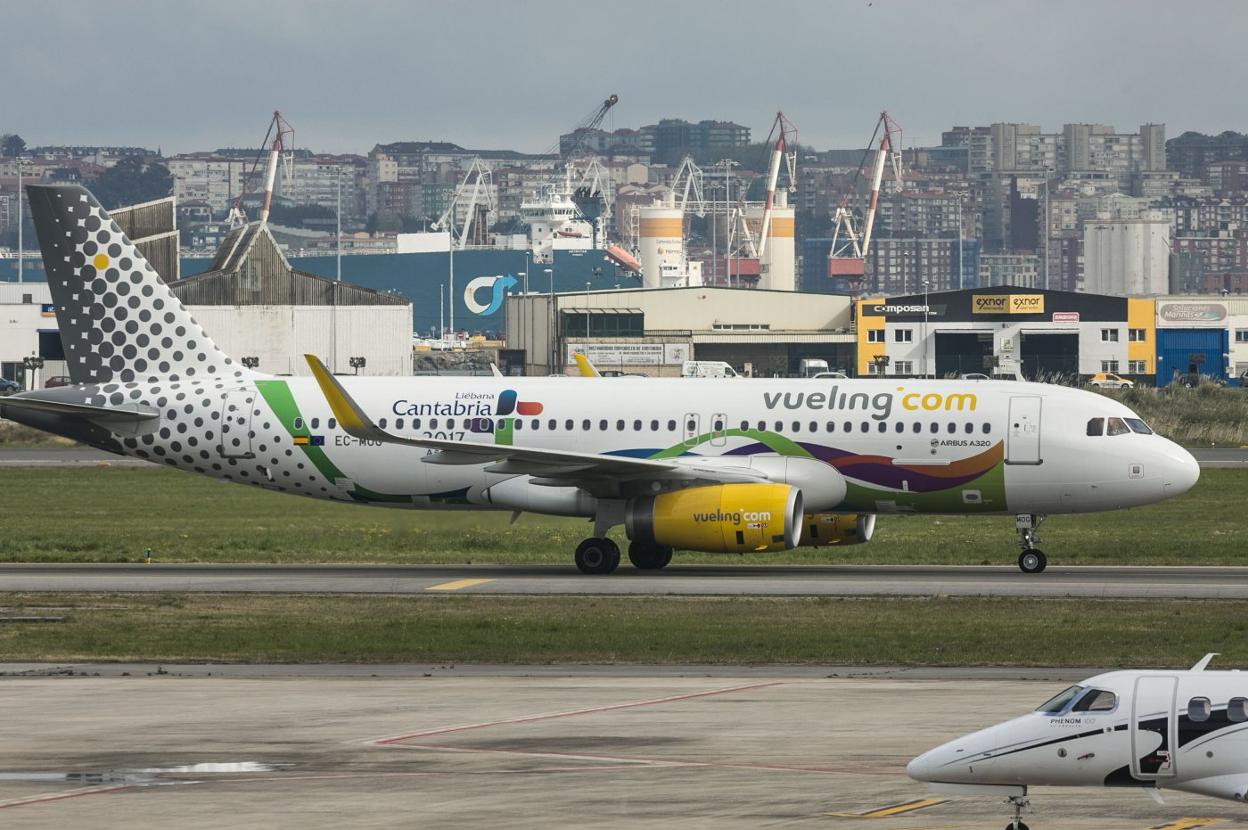 Vueling también volará a París desde el Seve Ballesteros | El Diario  Montañes