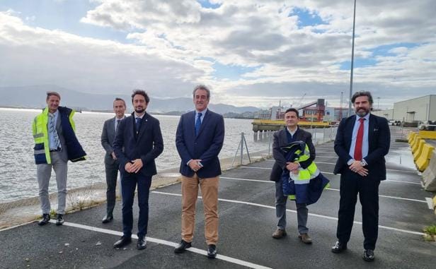The president of the Santander Port Authority, Francisco Martín, received his counterpart from Barcelona, ​​Damià Calvet, this morning in the capital of Cantabria.