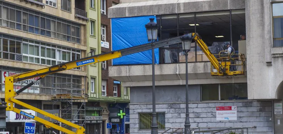 La Estación de Autobuses inicia sus obras para evitar las filtraciones de agua